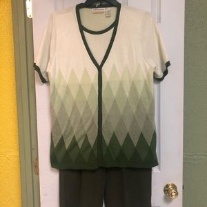 2 piece Alfred Dunner outfit